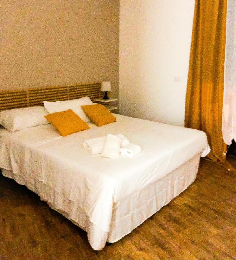 Napoli Central Station Deluxe Bed and Breakfast Buitenkant foto