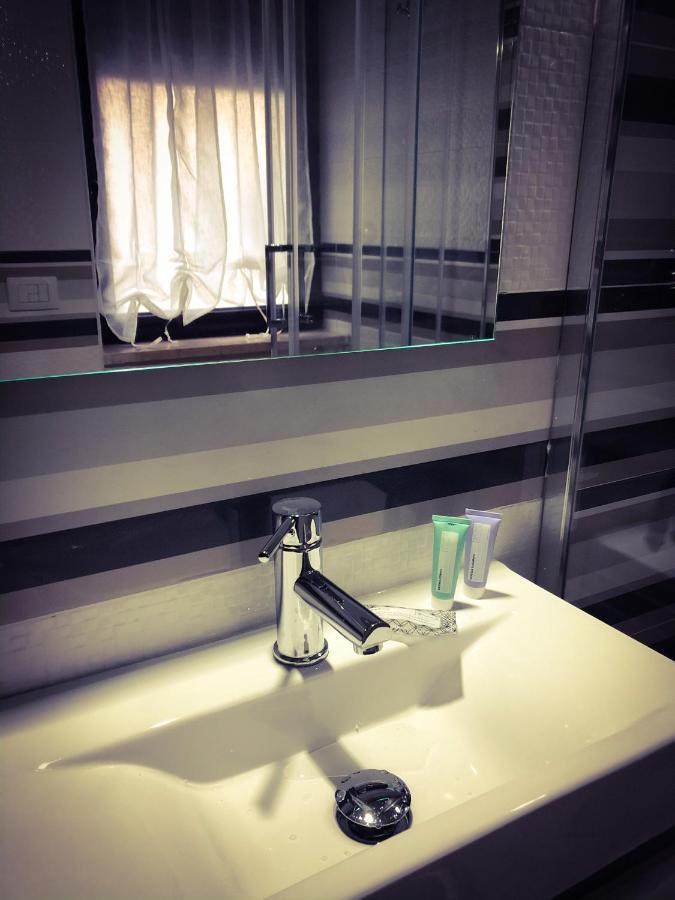 Napoli Central Station Deluxe Bed and Breakfast Buitenkant foto